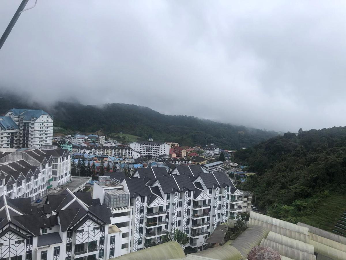 Ramadhina Eagle Eye View Home2Stay Emerald Avenue Brincsang Kültér fotó
