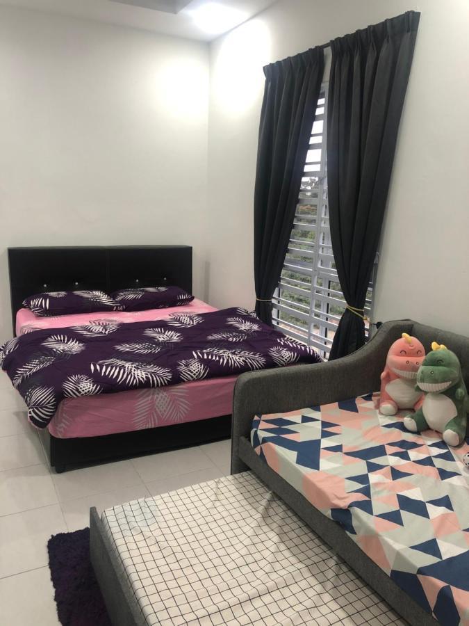 Ramadhina Eagle Eye View Home2Stay Emerald Avenue Brincsang Kültér fotó