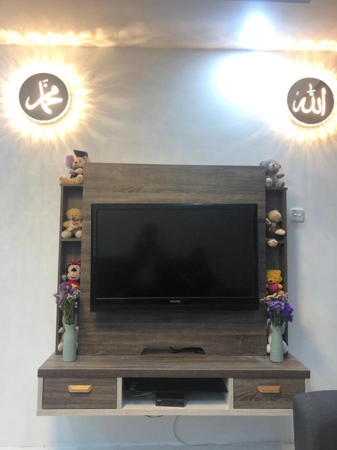 Ramadhina Eagle Eye View Home2Stay Emerald Avenue Brincsang Kültér fotó