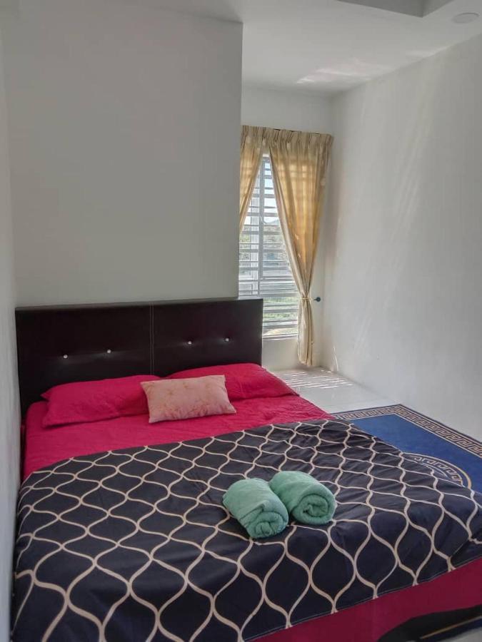 Ramadhina Eagle Eye View Home2Stay Emerald Avenue Brincsang Kültér fotó